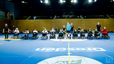 Power Cats gegen Power Lions